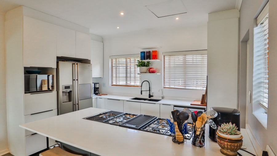 To Let 3 Bedroom Property for Rent in The Coves North West